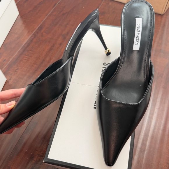 Steve Madden Shoes - Steve Madde ADELINE BLACK LEATHER